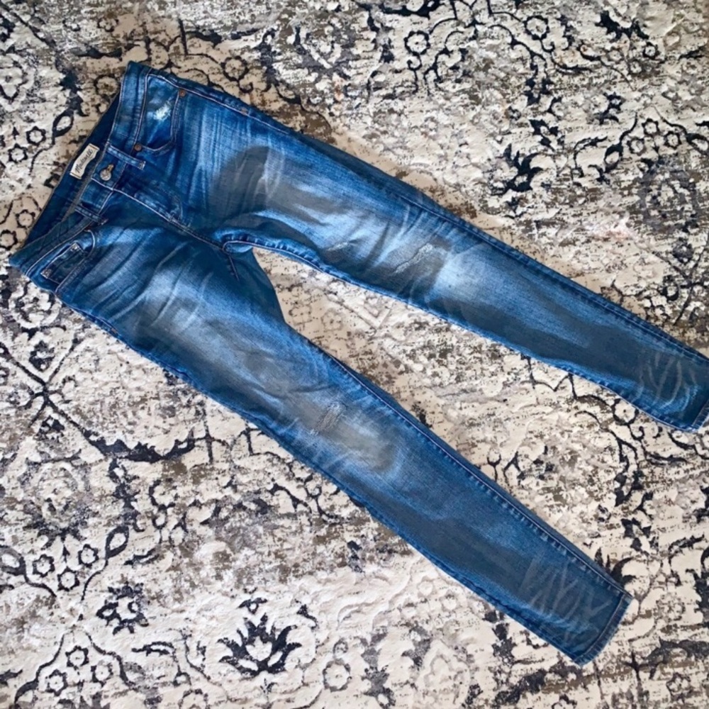 EUC Madewell Skinny Skinny Jeans 28